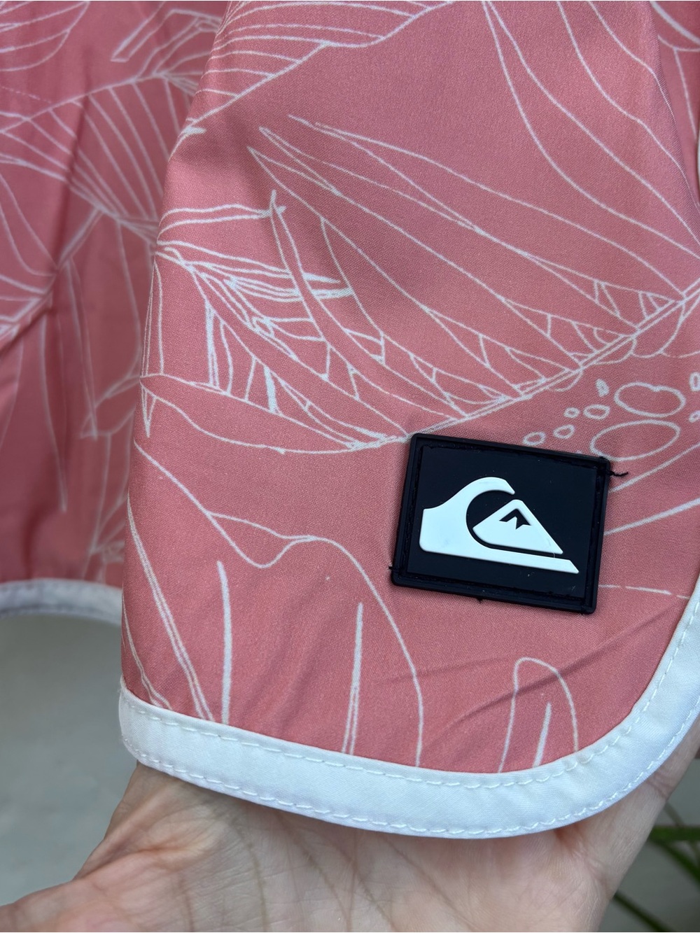 Quicksilver Men's Coral Floral Swim Trunks - Picture 4 of 12